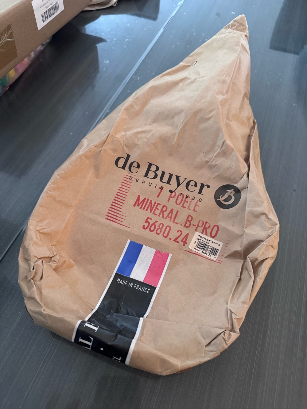 De Buyer Mineral B-Pro 24” Carbon Steel Fry Pan